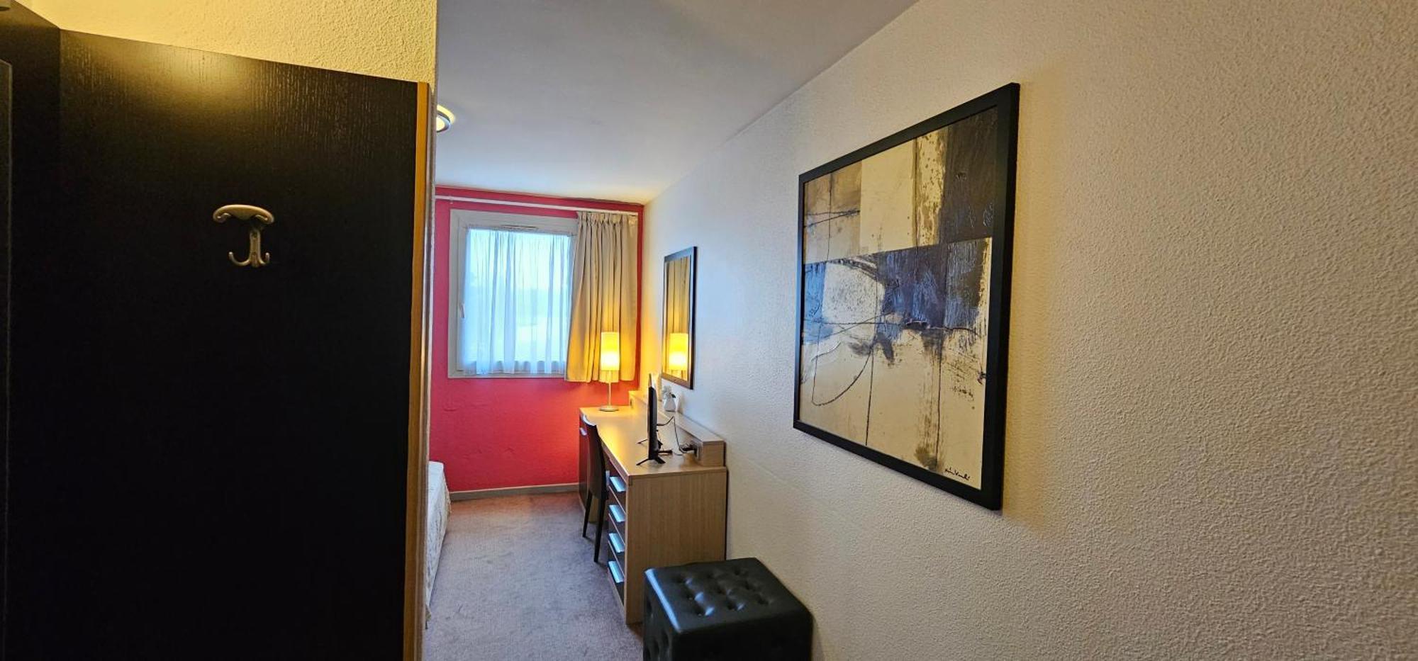 Hotel Lyon Sud, Pierre Benite, St Genis Laval エクステリア 写真