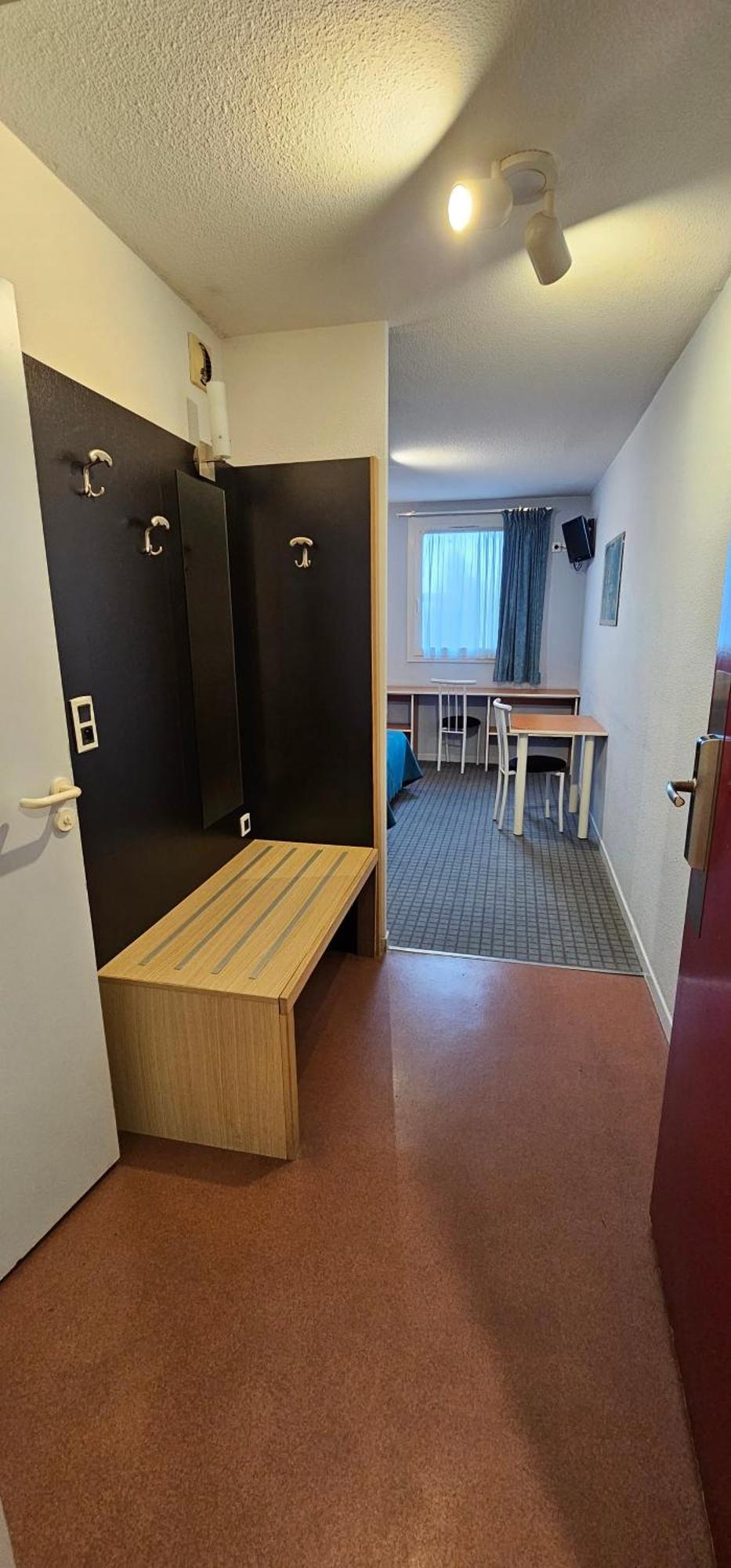 Hotel Lyon Sud, Pierre Benite, St Genis Laval エクステリア 写真