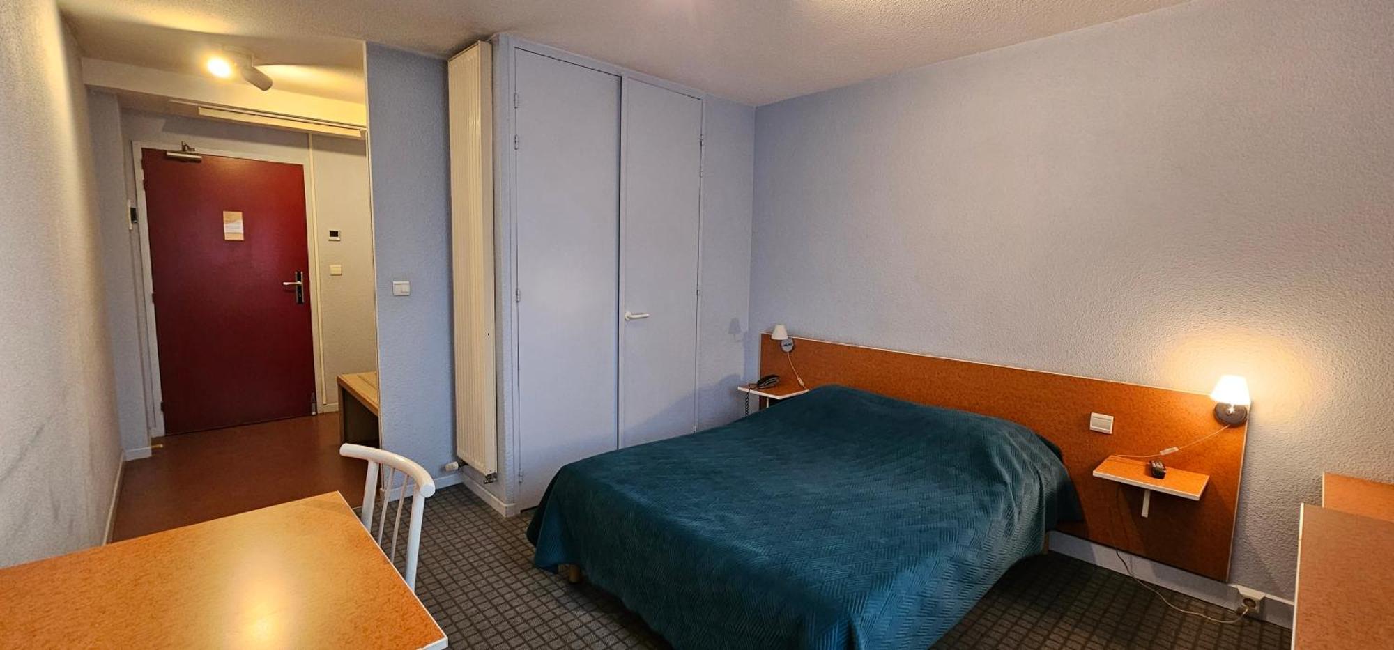 Hotel Lyon Sud, Pierre Benite, St Genis Laval エクステリア 写真