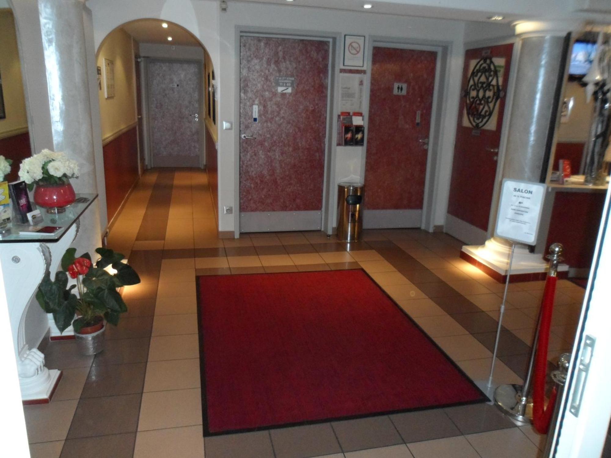 Hotel Lyon Sud, Pierre Benite, St Genis Laval エクステリア 写真