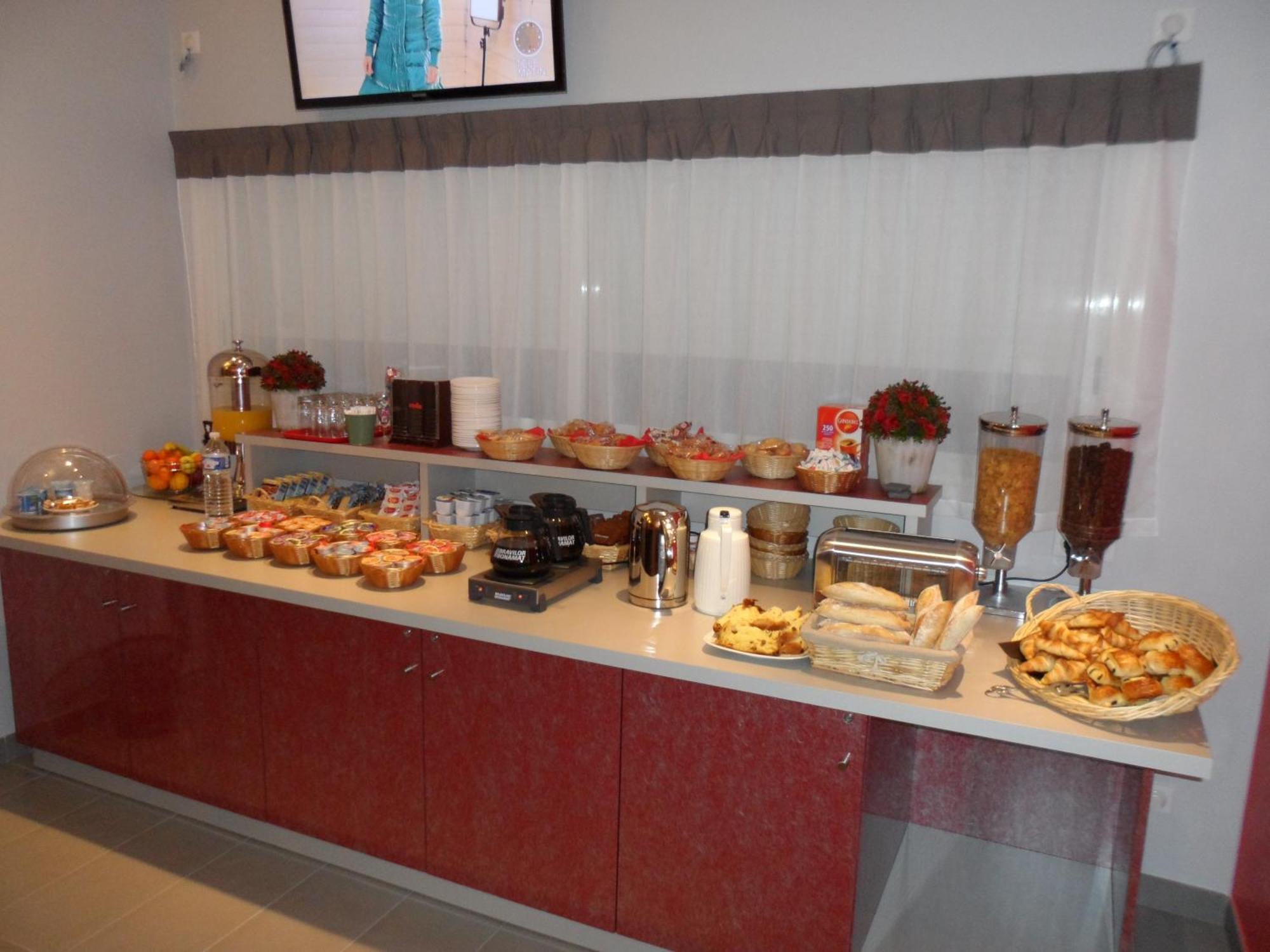 Hotel Lyon Sud, Pierre Benite, St Genis Laval エクステリア 写真
