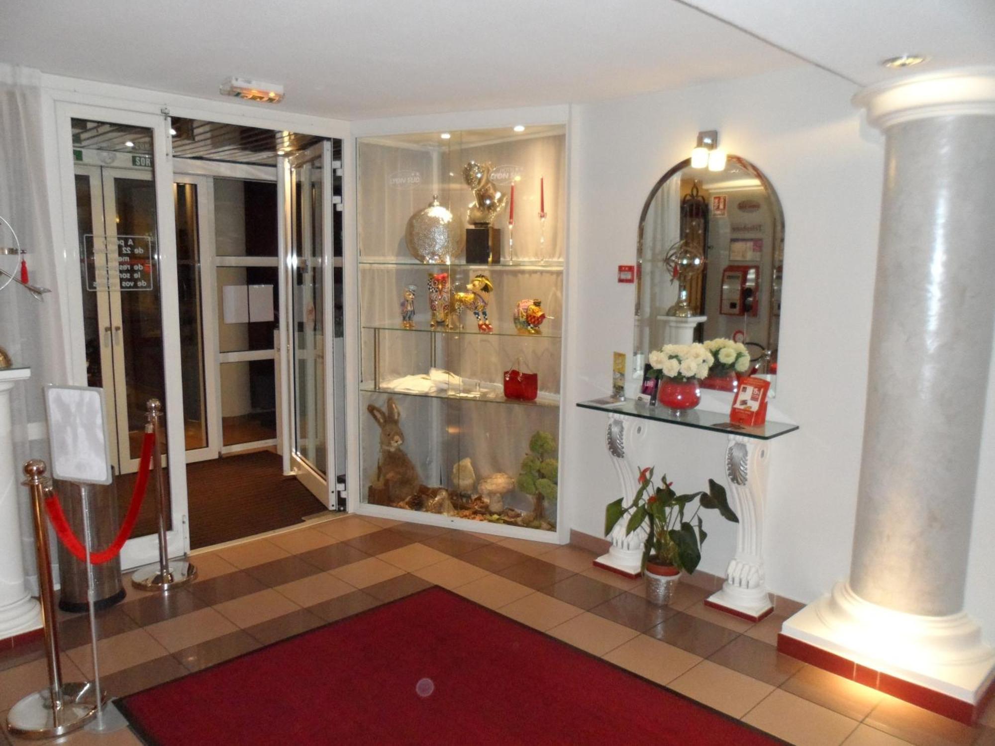 Hotel Lyon Sud, Pierre Benite, St Genis Laval エクステリア 写真