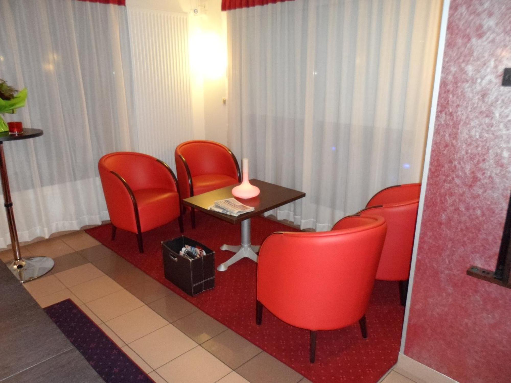 Hotel Lyon Sud, Pierre Benite, St Genis Laval エクステリア 写真