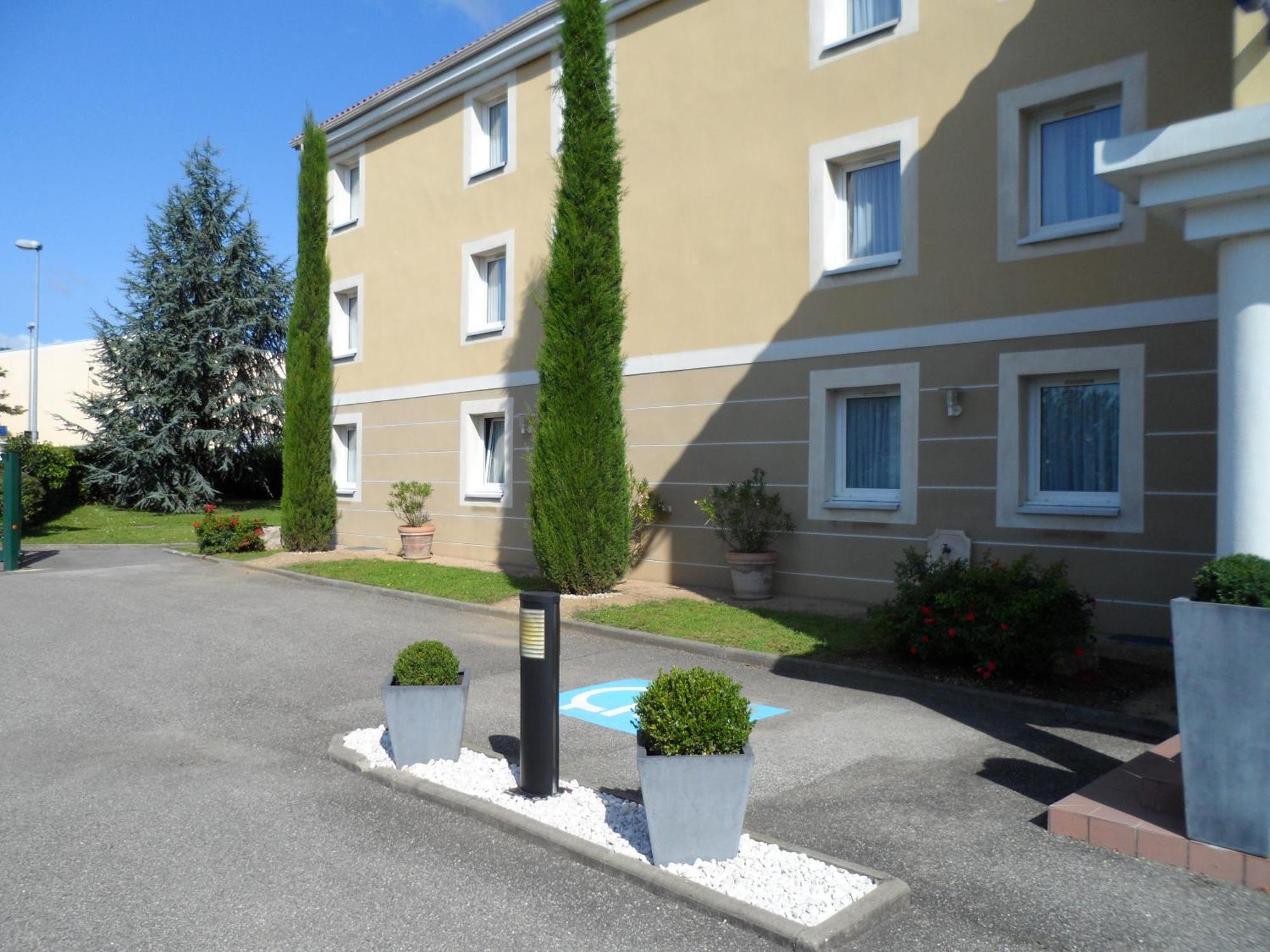 Hotel Lyon Sud, Pierre Benite, St Genis Laval エクステリア 写真