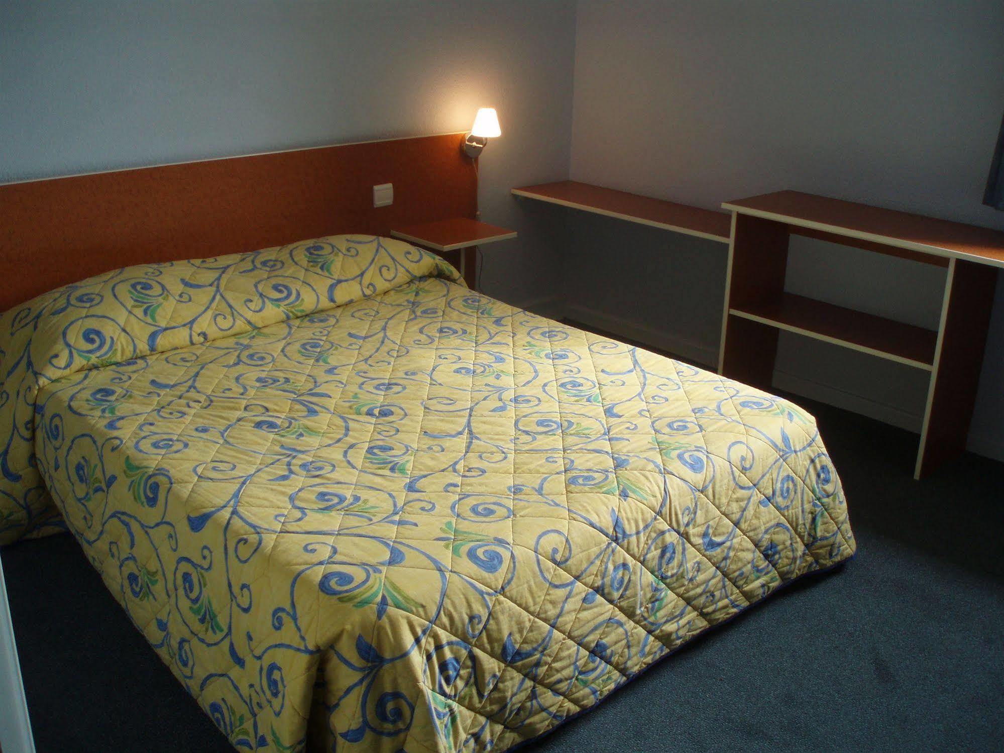 Hotel Lyon Sud, Pierre Benite, St Genis Laval エクステリア 写真